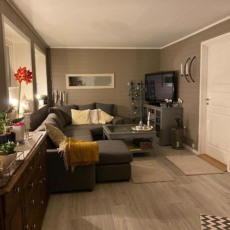 Lyngen, Mackay Appartment, Lyngen Lyngseidet Экстерьер фото