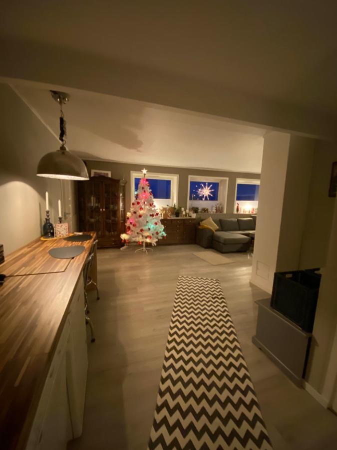 Lyngen, Mackay Appartment, Lyngen Lyngseidet Экстерьер фото
