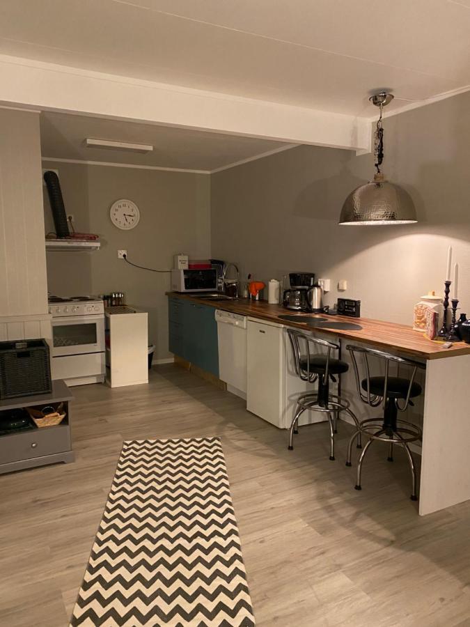 Lyngen, Mackay Appartment, Lyngen Lyngseidet Экстерьер фото