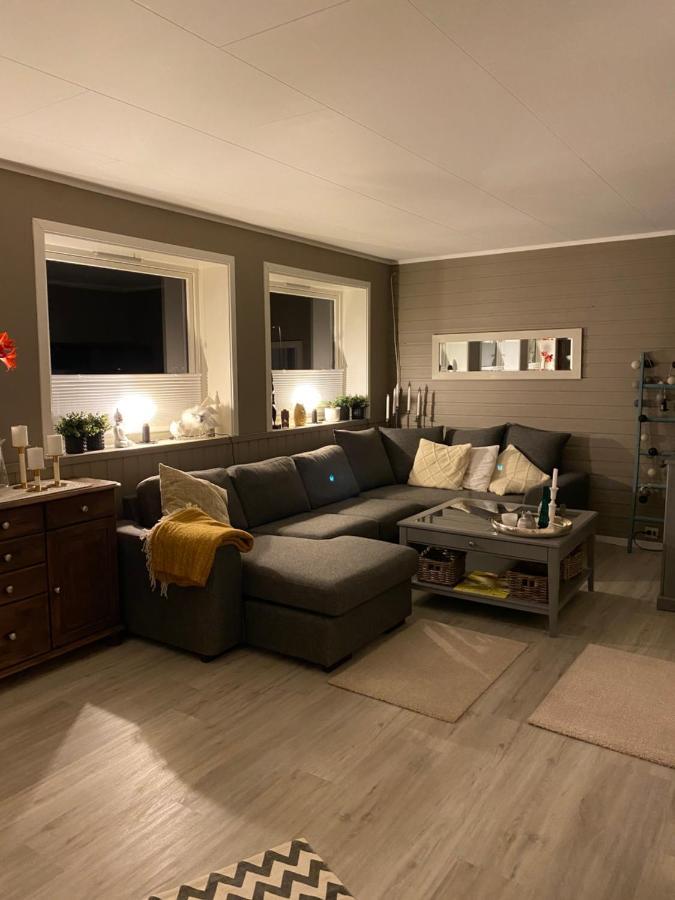 Lyngen, Mackay Appartment, Lyngen Lyngseidet Экстерьер фото