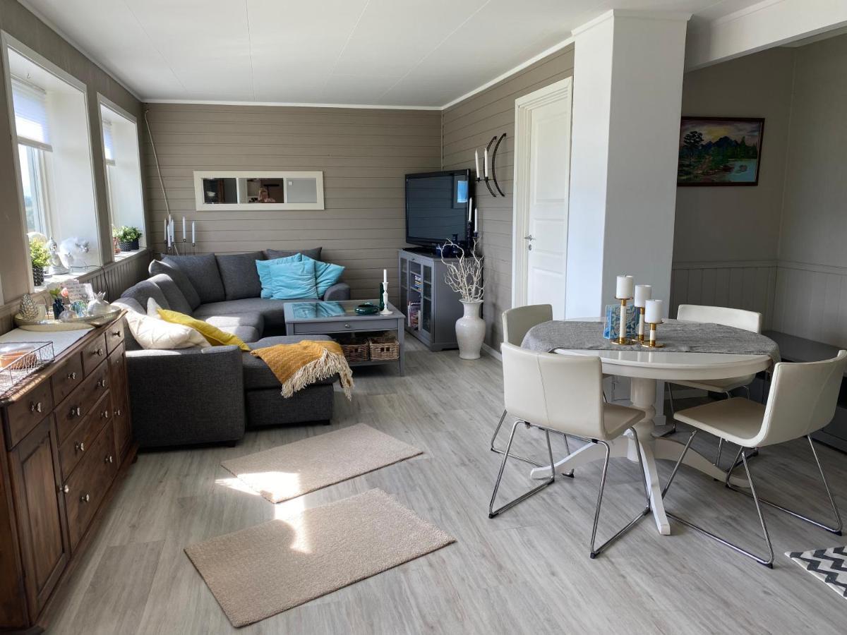 Lyngen, Mackay Appartment, Lyngen Lyngseidet Экстерьер фото